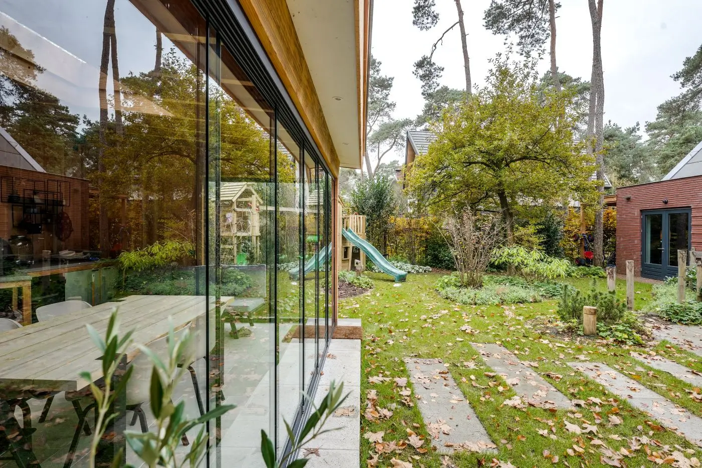 Glazen schuifpui – Groene Kamer
